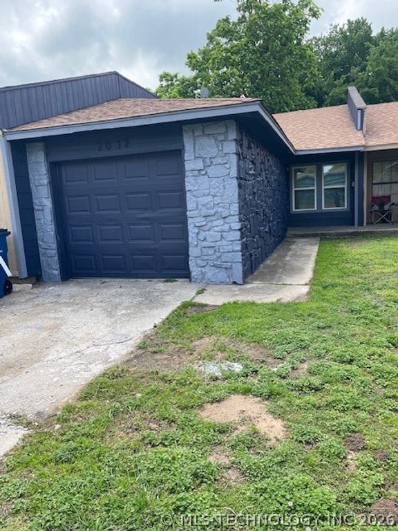 2032 S Phoenix Avenue, Tulsa, OK 74107