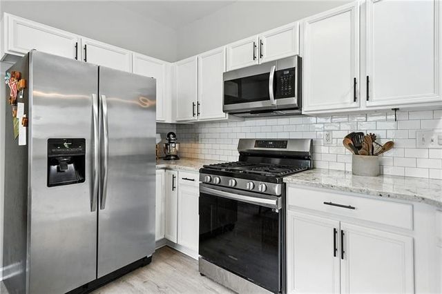 110 Camdyn Circle, Woodstock, GA 30188