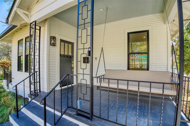 717 Meriden LN, Austin, TX 78703