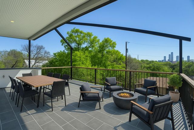 717 Meriden LN, Austin, TX 78703