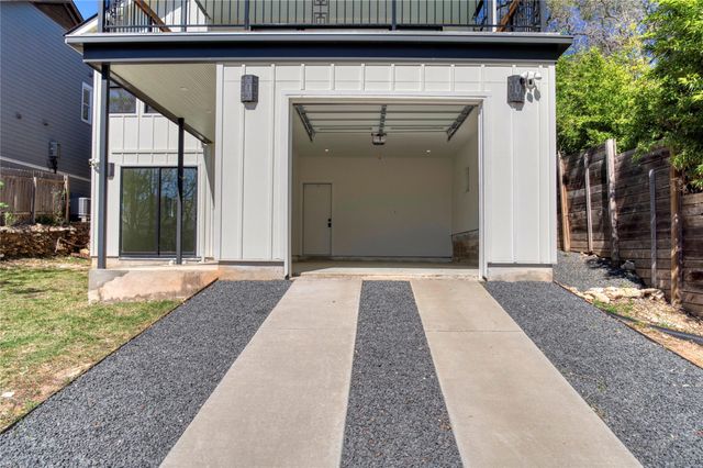 717 Meriden LN, Austin, TX 78703