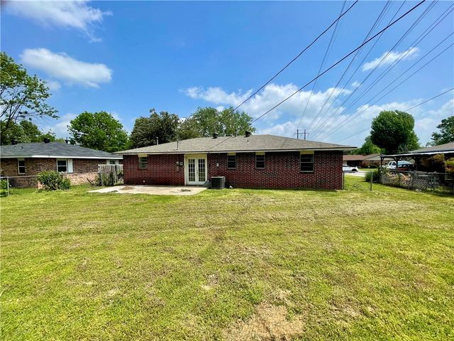 810 Gwen Street, Springdale, AR 72762