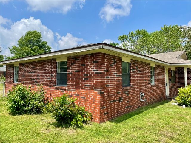 810 Gwen Street, Springdale, AR 72762