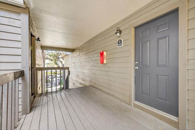 2500 WINDING CREEK BOULEVARD N B201, Clearwater, FL 33761