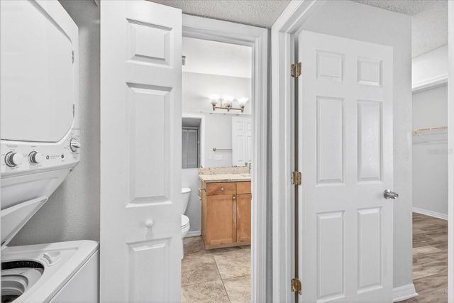 2500 WINDING CREEK BOULEVARD N B201, Clearwater, FL 33761