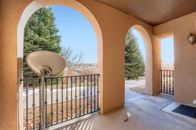 6725 S Versailles Way 103, Aurora, CO 80016