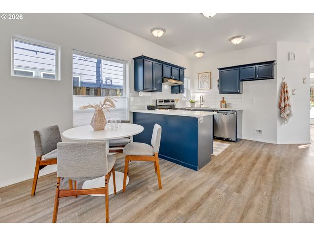 3101 Ne 80TH Ave, Portland, OR 97213