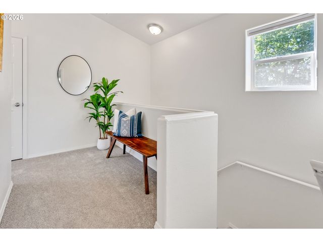 3101 Ne 80TH Ave, Portland, OR 97213