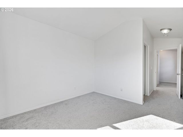 3101 Ne 80TH Ave, Portland, OR 97213