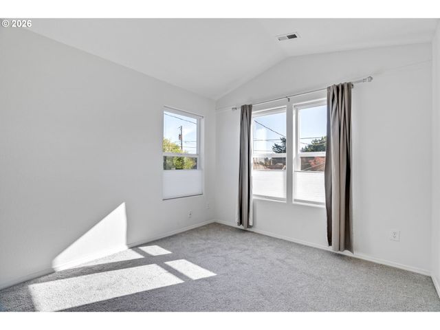 3101 Ne 80TH Ave, Portland, OR 97213