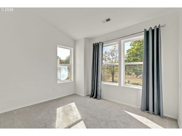 3101 Ne 80TH Ave, Portland, OR 97213