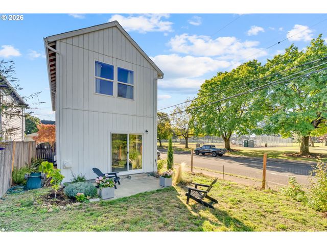 3101 Ne 80TH Ave, Portland, OR 97213