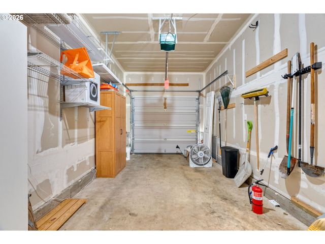 3101 Ne 80TH Ave, Portland, OR 97213