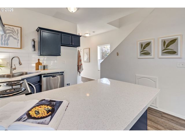 3101 Ne 80TH Ave, Portland, OR 97213