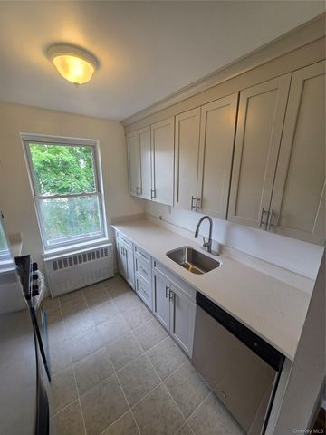 160 centre 3l, New Rochelle, NY 10801