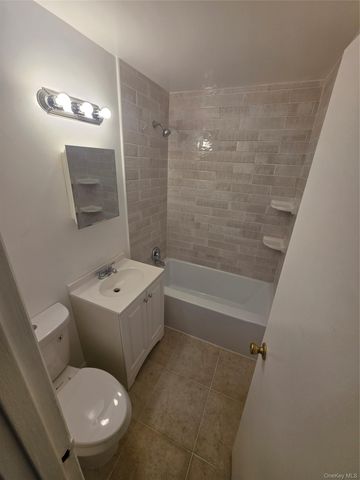 160 centre 3l, New Rochelle, NY 10801