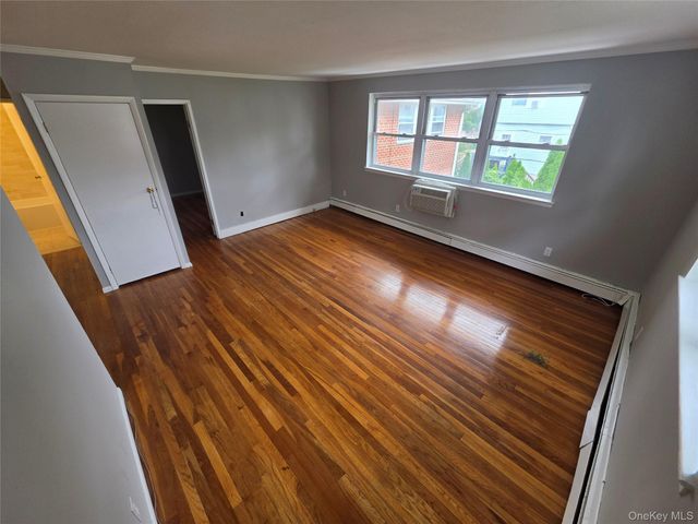 160 centre 3l, New Rochelle, NY 10801
