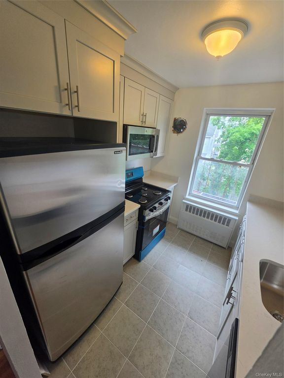 160 centre 3l, New Rochelle, NY 10801