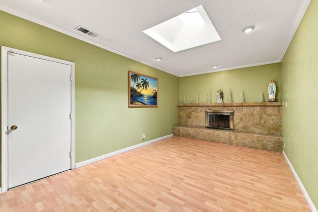 1464 Hillsdale Avenue, San Jose, CA 95118