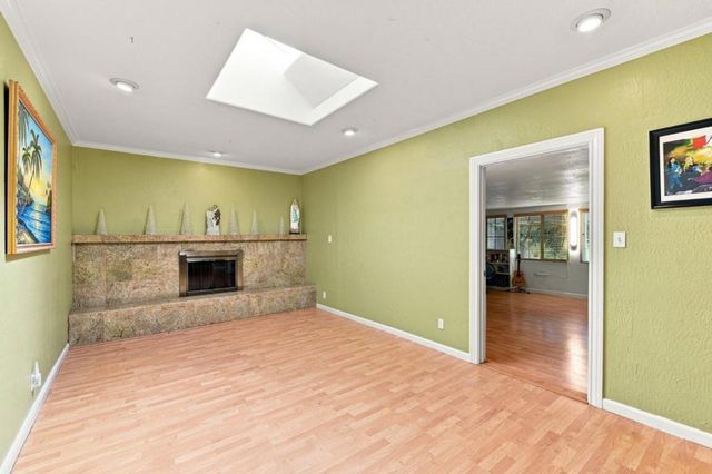 1464 Hillsdale Avenue, San Jose, CA 95118