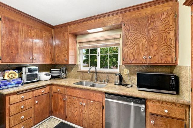 1464 Hillsdale Avenue, San Jose, CA 95118