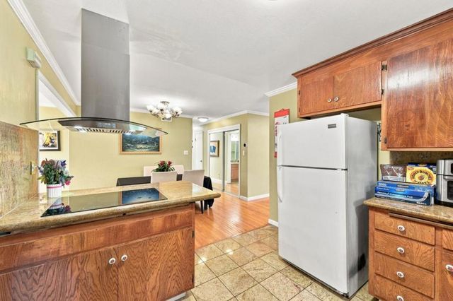 1464 Hillsdale Avenue, San Jose, CA 95118
