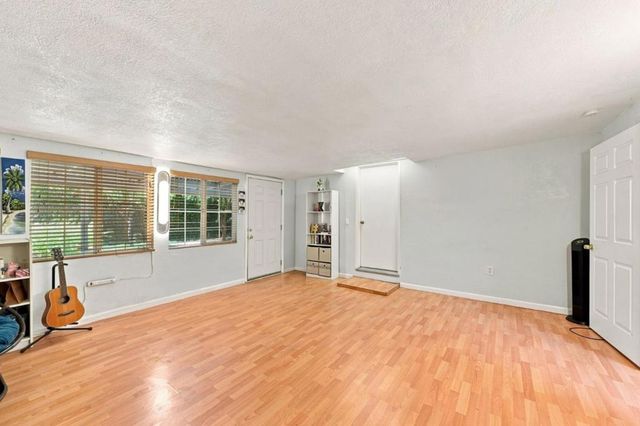 1464 Hillsdale Avenue, San Jose, CA 95118