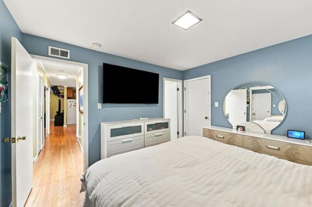 1464 Hillsdale Avenue, San Jose, CA 95118