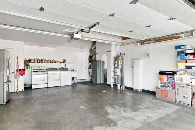 1464 Hillsdale Avenue, San Jose, CA 95118