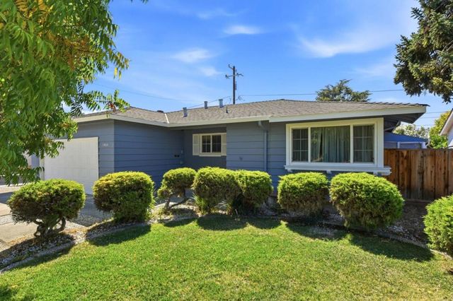 1464 Hillsdale Avenue, San Jose, CA 95118