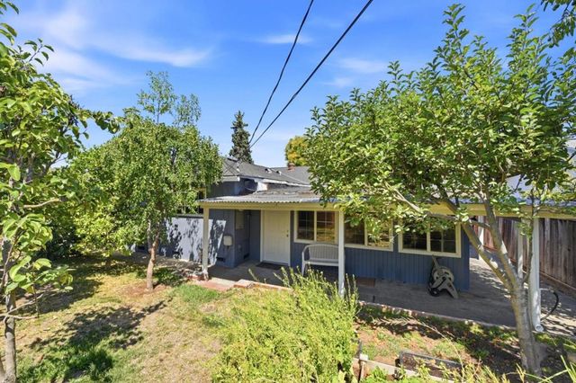 1464 Hillsdale Avenue, San Jose, CA 95118