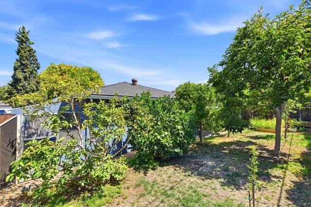 1464 Hillsdale Avenue, San Jose, CA 95118