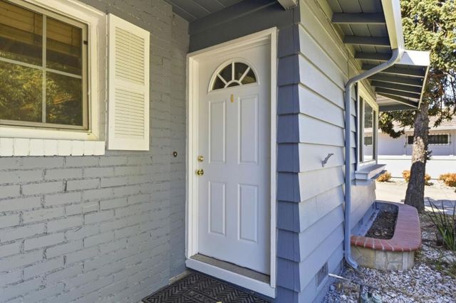 1464 Hillsdale Avenue, San Jose, CA 95118