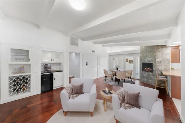1020 La Serna, La Habra, CA 90631