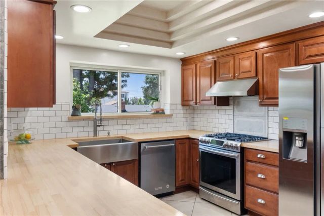 1020 La Serna, La Habra, CA 90631