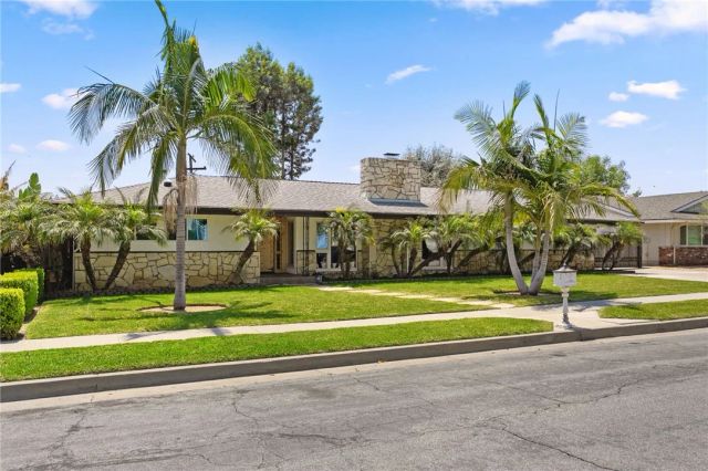 1020 La Serna, La Habra, CA 90631