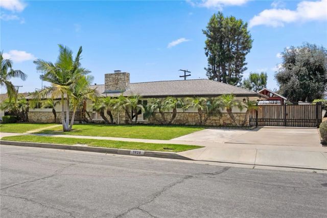 1020 La Serna, La Habra, CA 90631