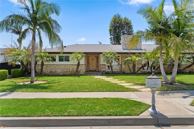 1020 La Serna, La Habra, CA 90631