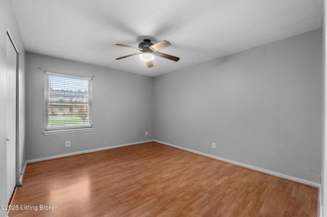 1970 Goldsmith Ln A-4, Louisville, KY 40218