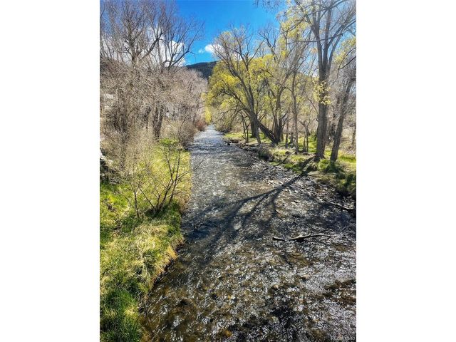 205 Two Rivers Rd G, Salida, CO 81201