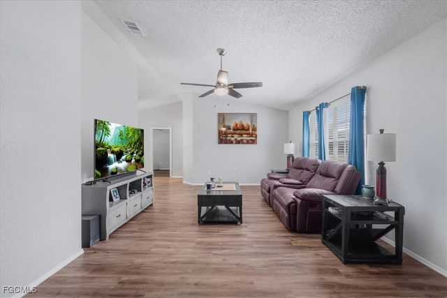 4013 Albany RD, Labelle, FL 33935