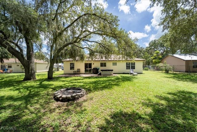 4013 Albany RD, Labelle, FL 33935