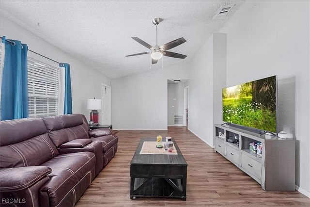 4013 Albany RD, Labelle, FL 33935