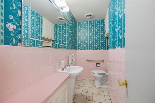 1911 33rd Street, Lubbock, TX 79411