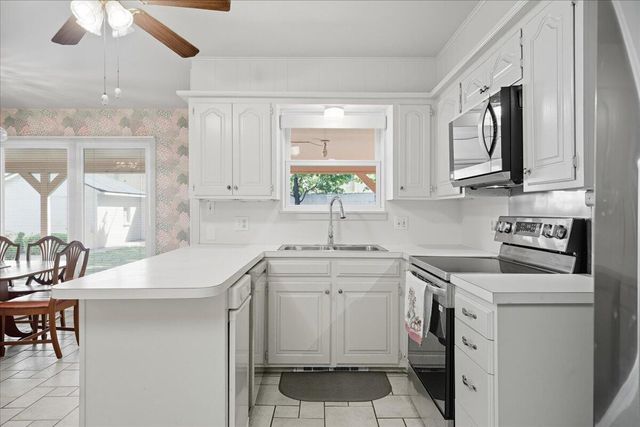 1911 33rd Street, Lubbock, TX 79411