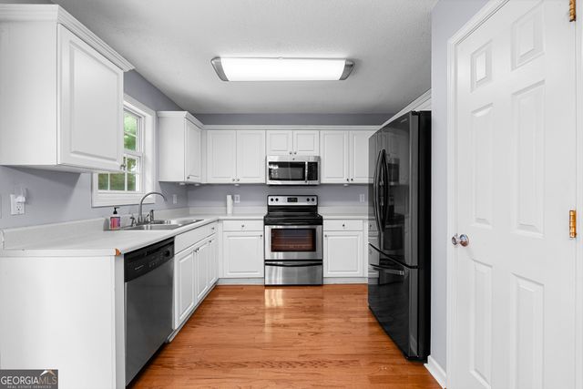 270 Hendrix Road, Newnan, GA 30263