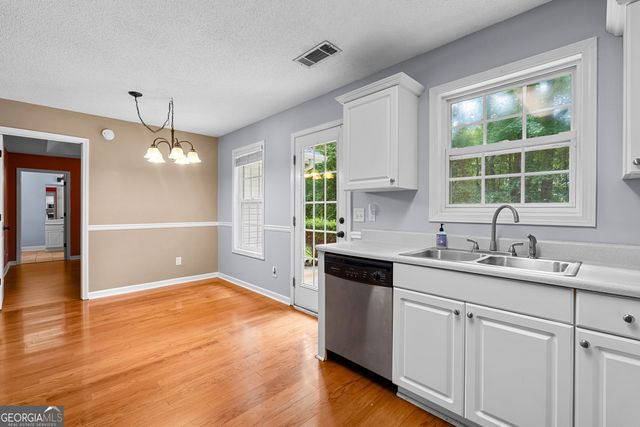 270 Hendrix Road, Newnan, GA 30263