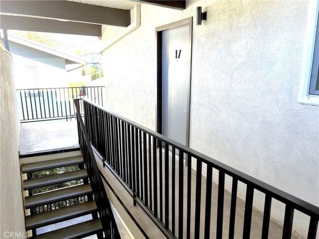 120 Roosevelt 17, Pasadena, CA 91107