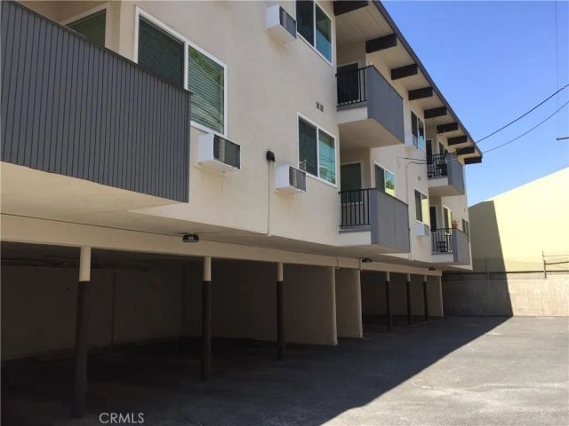 120 Roosevelt 17, Pasadena, CA 91107