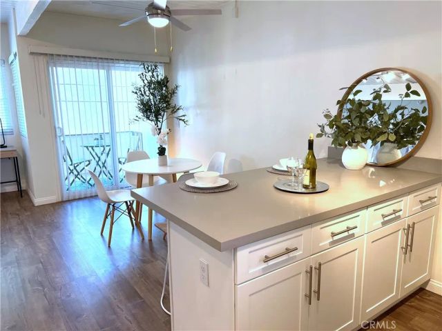 120 Roosevelt 17, Pasadena, CA 91107